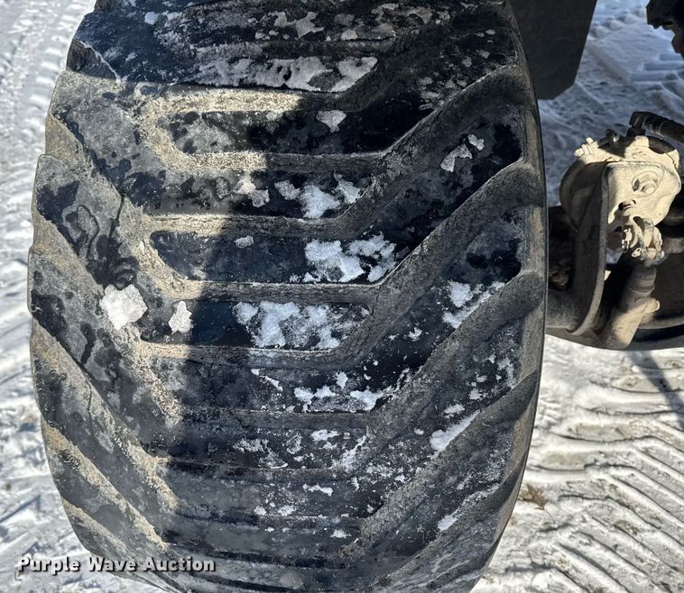 image for item DW2477 2001 International 2554 applicator truck