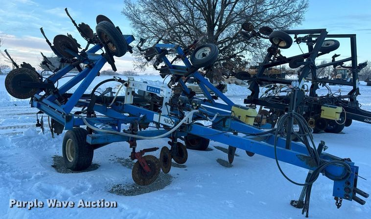 image for item DW3368 DMI 4100 NH3 applicator