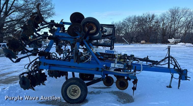 image for item DW3368 DMI 4100 NH3 applicator