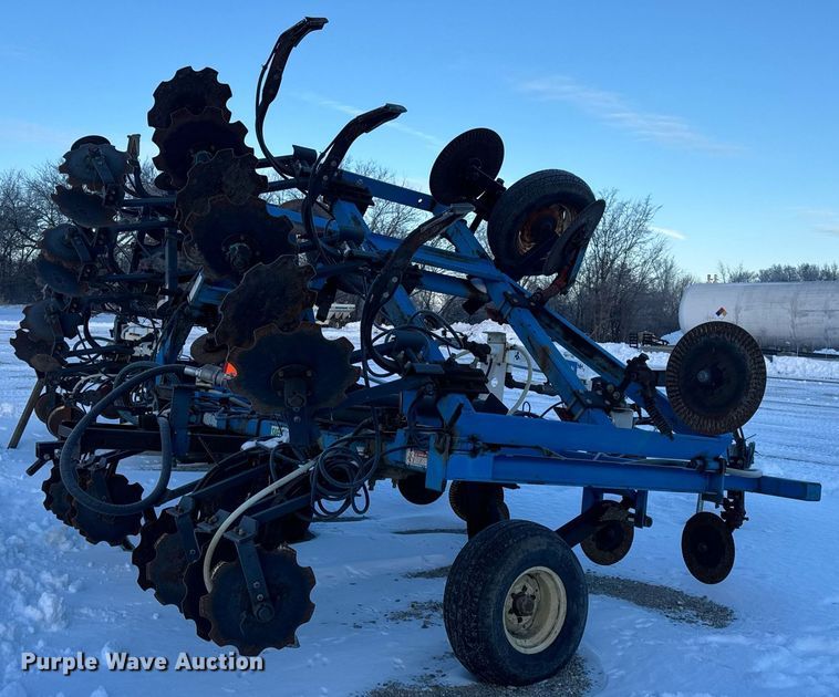 image for item DW3368 DMI 4100 NH3 applicator