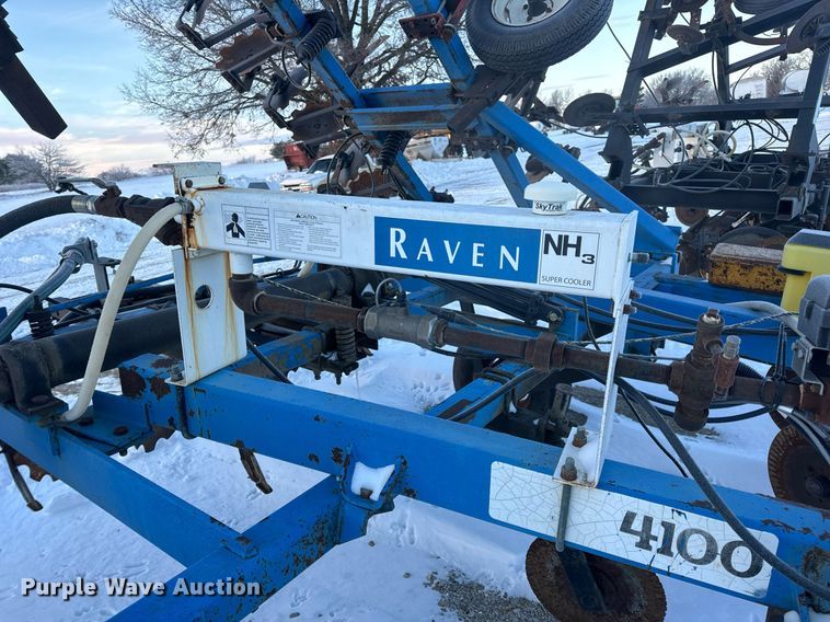 image for item DW3368 DMI 4100 NH3 applicator