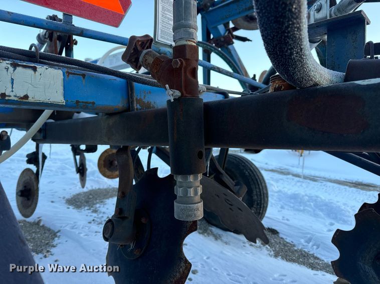 image for item DW3368 DMI 4100 NH3 applicator