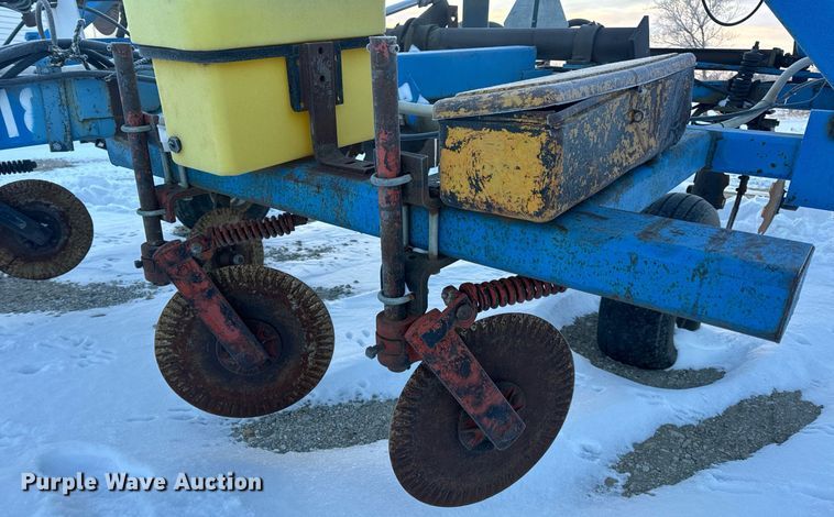 image for item DW3368 DMI 4100 NH3 applicator