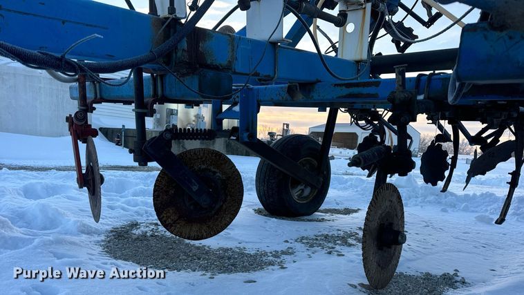 image for item DW3368 DMI 4100 NH3 applicator