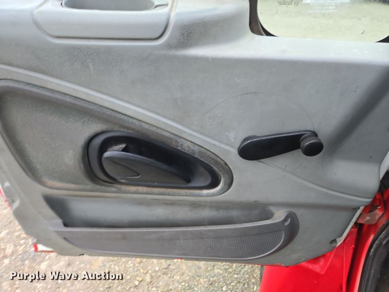 image for item DX1565 2007 International 4300 feed delivery truck