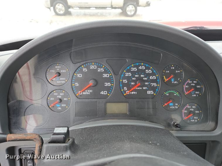 image for item DX1565 2007 International 4300 feed delivery truck