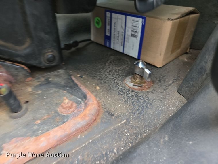 image for item DX1565 2007 International 4300 feed delivery truck