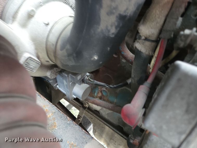 image for item DX1565 2007 International 4300 feed delivery truck