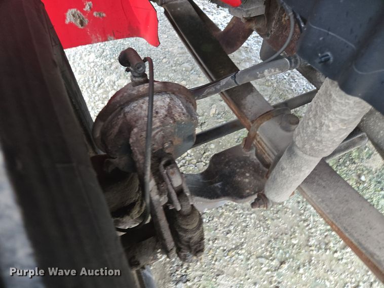 image for item DX1565 2007 International 4300 feed delivery truck