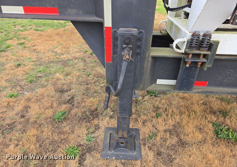 image for item DX1627 2008 Magnolia seed tender trailer