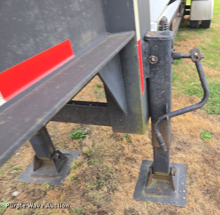 image for item DX1627 2008 Magnolia seed tender trailer