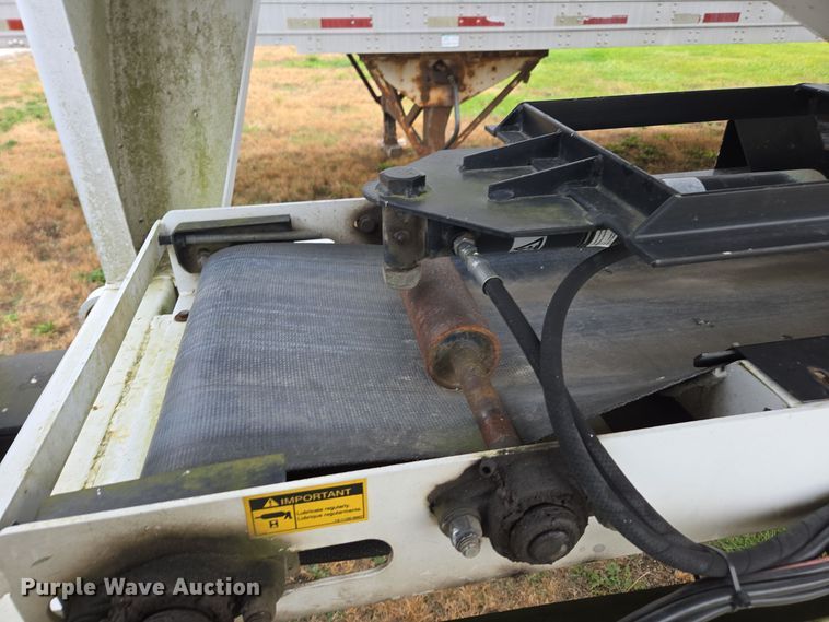 image for item DX1627 2008 Magnolia seed tender trailer