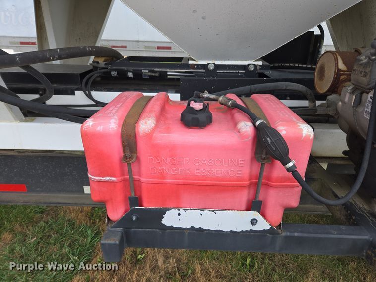 image for item DX1627 2008 Magnolia seed tender trailer