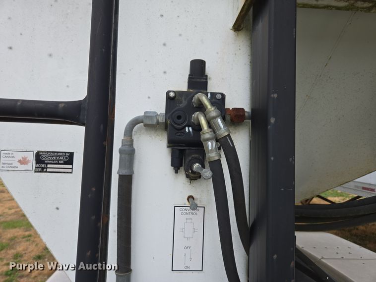 image for item DX1627 2008 Magnolia seed tender trailer