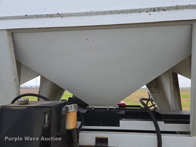 image for item DX1627 2008 Magnolia seed tender trailer