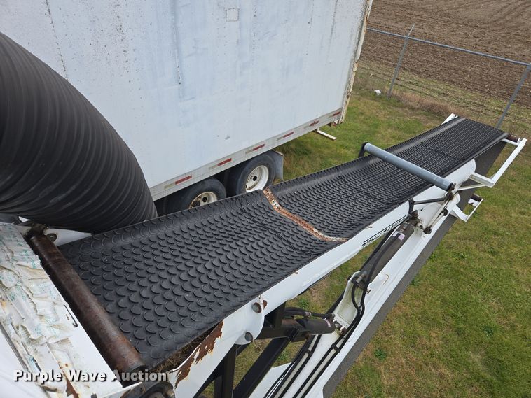 image for item DX1627 2008 Magnolia seed tender trailer