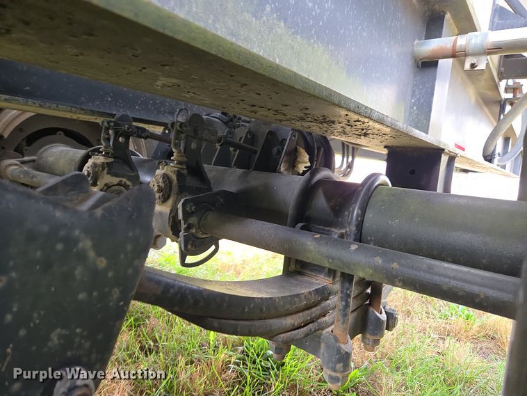 image for item DX1627 2008 Magnolia seed tender trailer