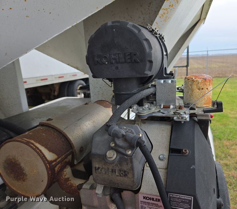 image for item DX1627 2008 Magnolia seed tender trailer