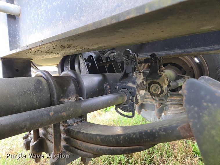 image for item DX1627 2008 Magnolia seed tender trailer