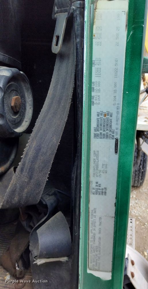 image for item EH0098 1999 Freightliner FLD112 fertilizer delivery truck