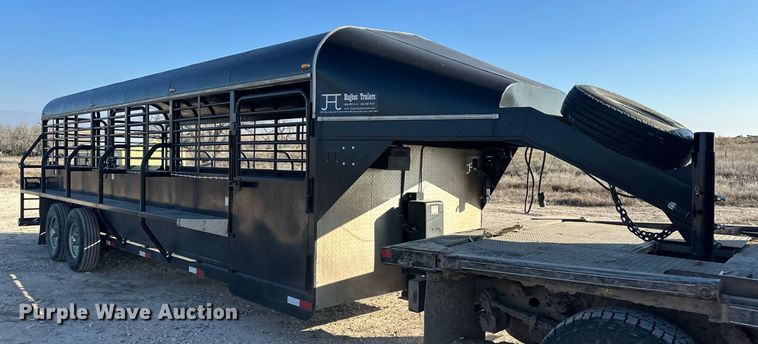 image for item ER8392 2019 Hughes Trailers, LLC Full-Top livestock trailer