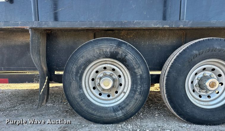 image for item ER8392 2019 Hughes Trailers, LLC Full-Top livestock trailer