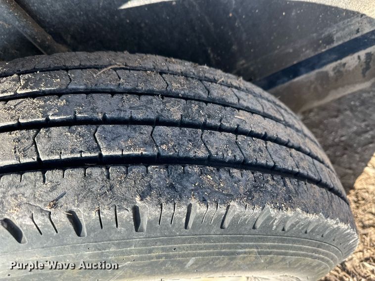 image for item ER8392 2019 Hughes Trailers, LLC Full-Top livestock trailer