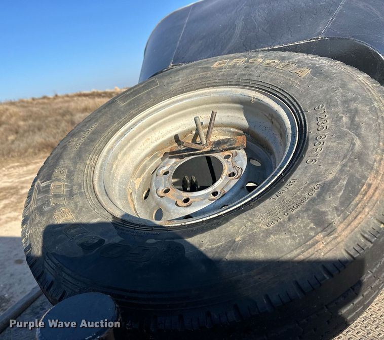 image for item ER8392 2019 Hughes Trailers, LLC Full-Top livestock trailer