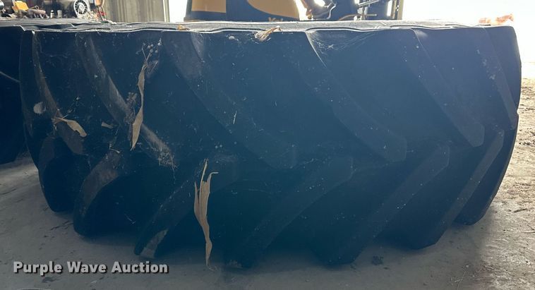 image for item ER8578 (4) 710/70R42 sprayer tires and wheels