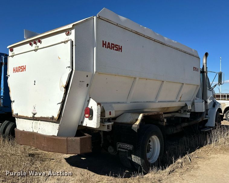 image for item ER8586 2006 Sterling L8500 feed mixer truck