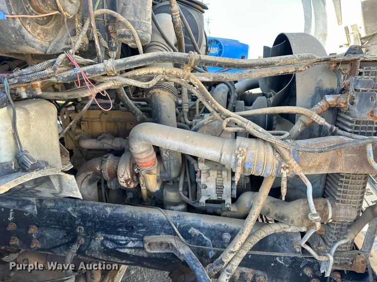 image for item ER8586 2006 Sterling L8500 feed mixer truck