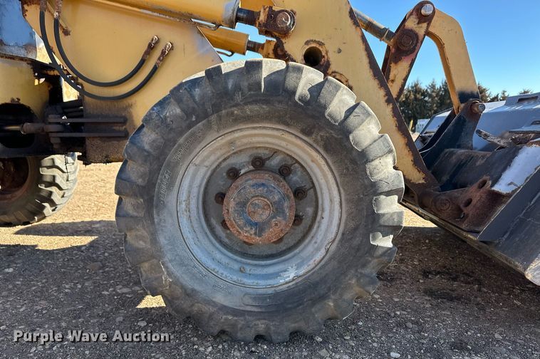 image for item ER8597 Willmar 4550 wheel loader
