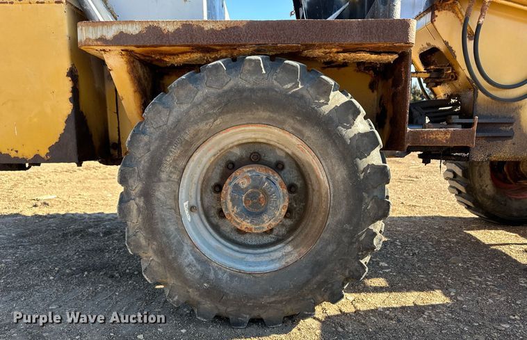 image for item ER8597 Willmar 4550 wheel loader