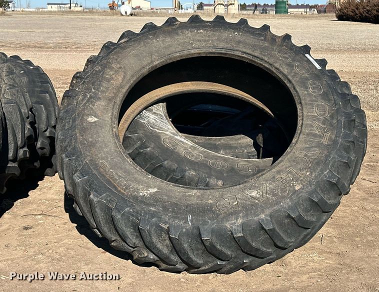 image for item ER8601 (4) 18.4R42 tires