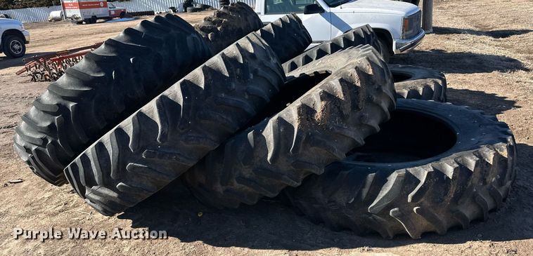 image for item ER8601 (4) 18.4R42 tires