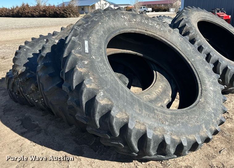 image for item ER8602 (4) 18.4R42 tires