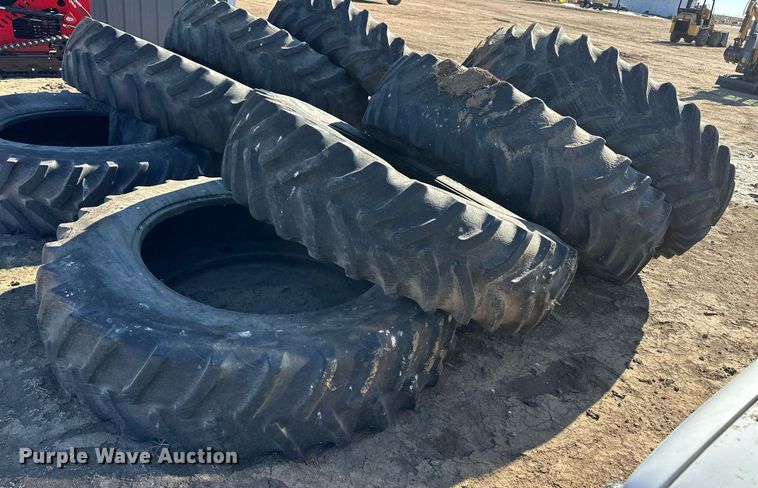 image for item ER8602 (4) 18.4R42 tires