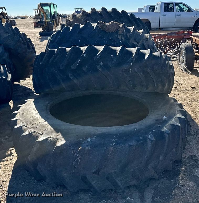 image for item ER8602 (4) 18.4R42 tires