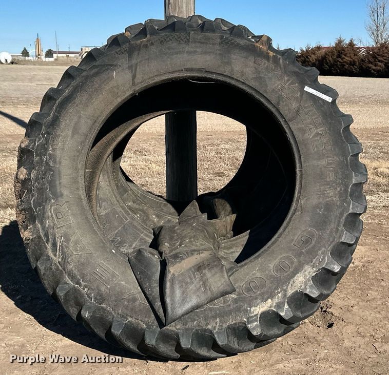 image for item ER8603 (4) 18.4R42 tires