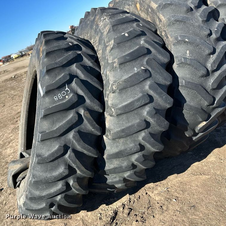 image for item ER8603 (4) 18.4R42 tires