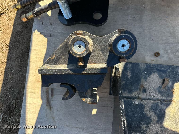 image for item ER8618 Mini excavator attachments