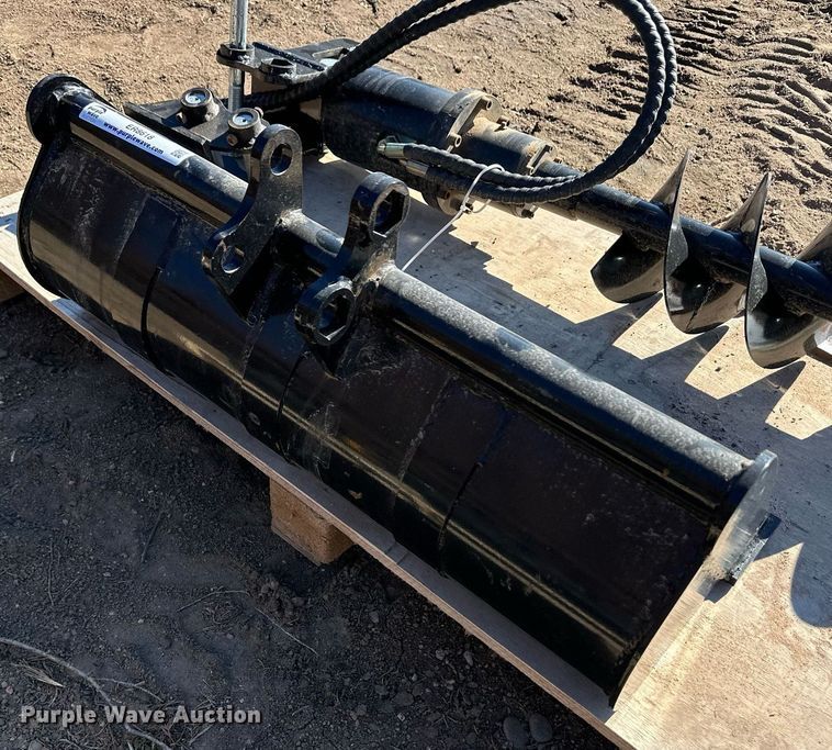 image for item ER8618 Mini excavator attachments