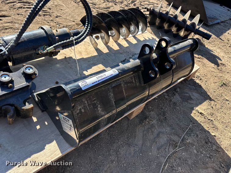 image for item ER8618 Mini excavator attachments