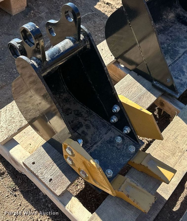 image for item ER8618 Mini excavator attachments