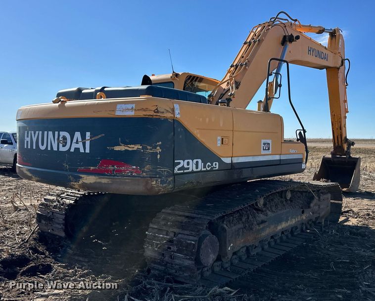image for item ER8624 2011 Hyundai Robex 290LC-9 excavator