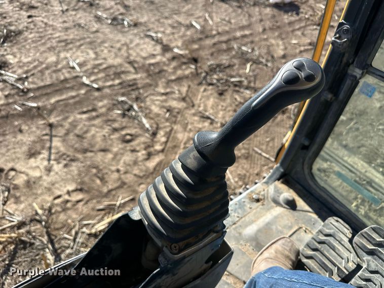 image for item ER8624 2011 Hyundai Robex 290LC-9 excavator