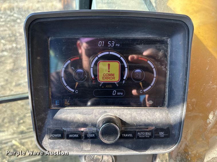 image for item ER8624 2011 Hyundai Robex 290LC-9 excavator