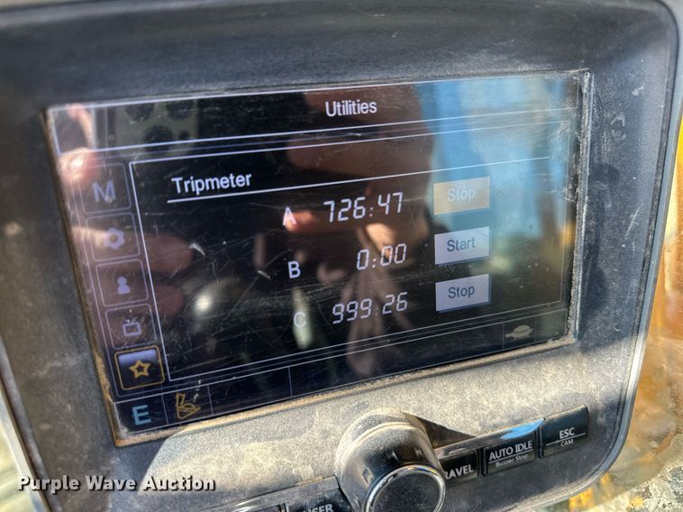 image for item ER8624 2011 Hyundai Robex 290LC-9 excavator