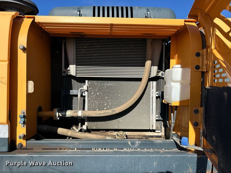 image for item ER8624 2011 Hyundai Robex 290LC-9 excavator