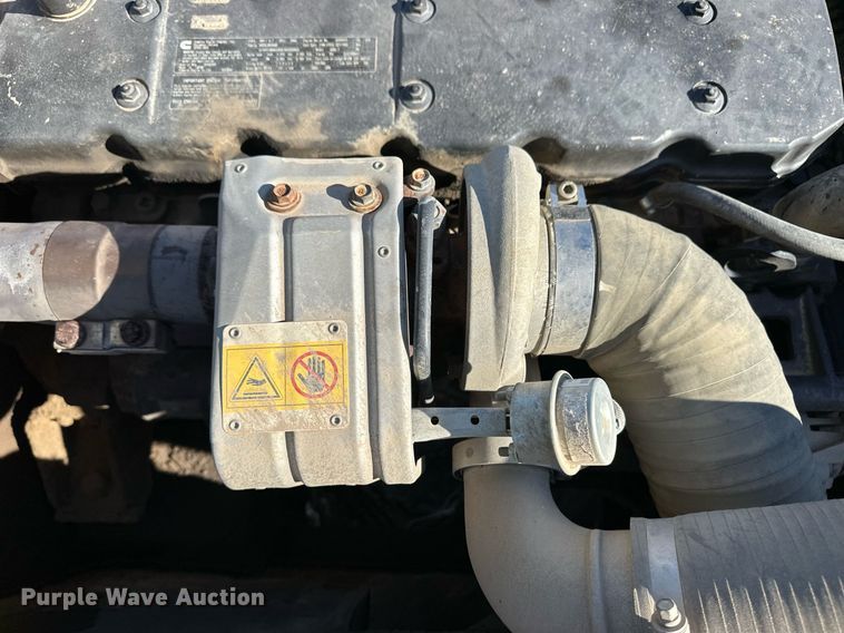 image for item ER8624 2011 Hyundai Robex 290LC-9 excavator